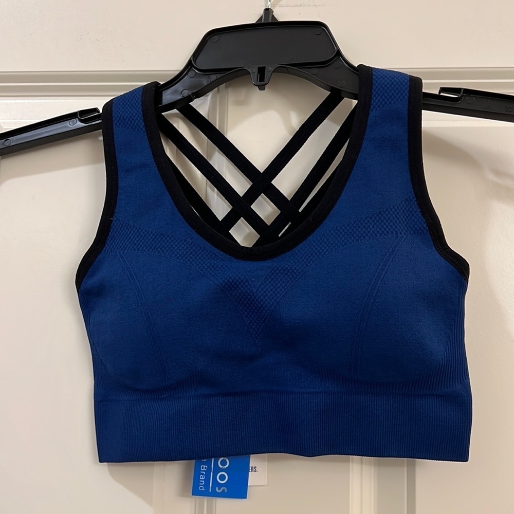 Ewedoos ladies sports bra